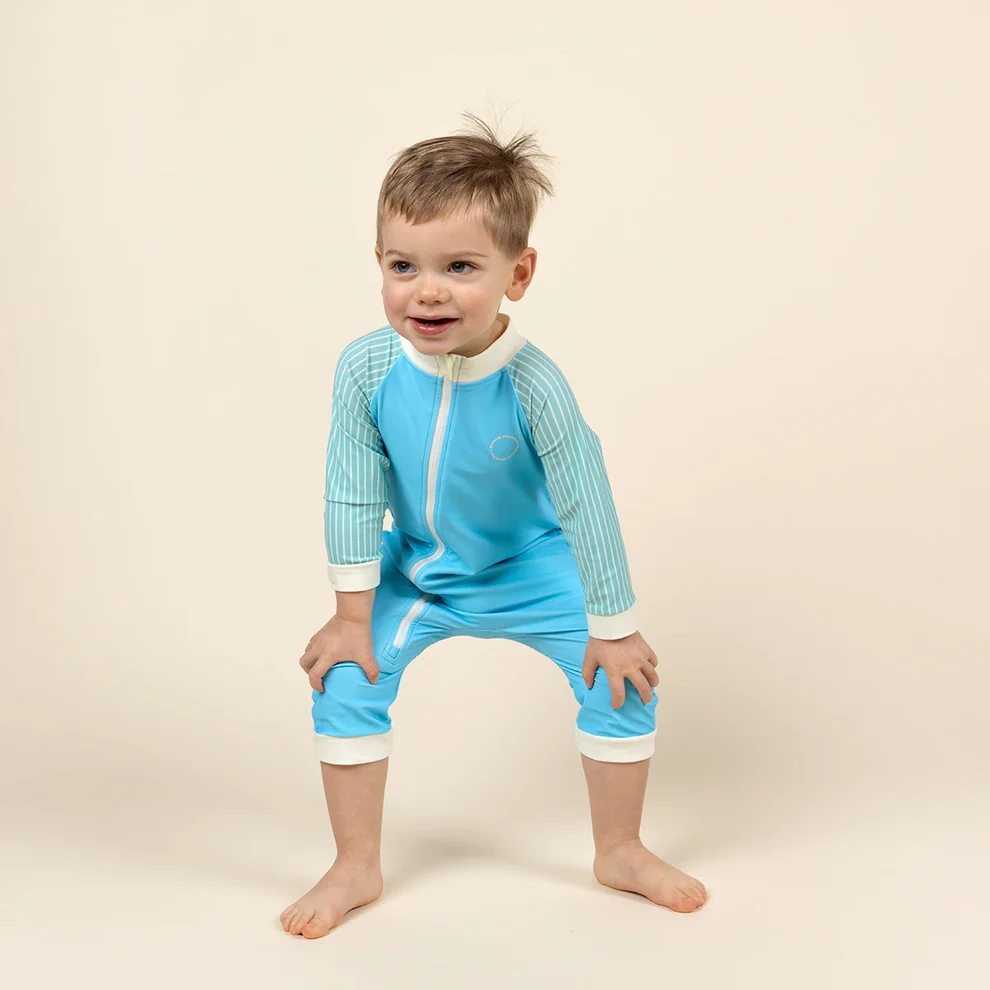 Combishort anti-UV Ki ET LA Bleu/Rayures protection solaire bebe enfant UPF 50+ certifié Oeko-Tex, matière recyclé, capteur anti-UV - Etoiles en portage