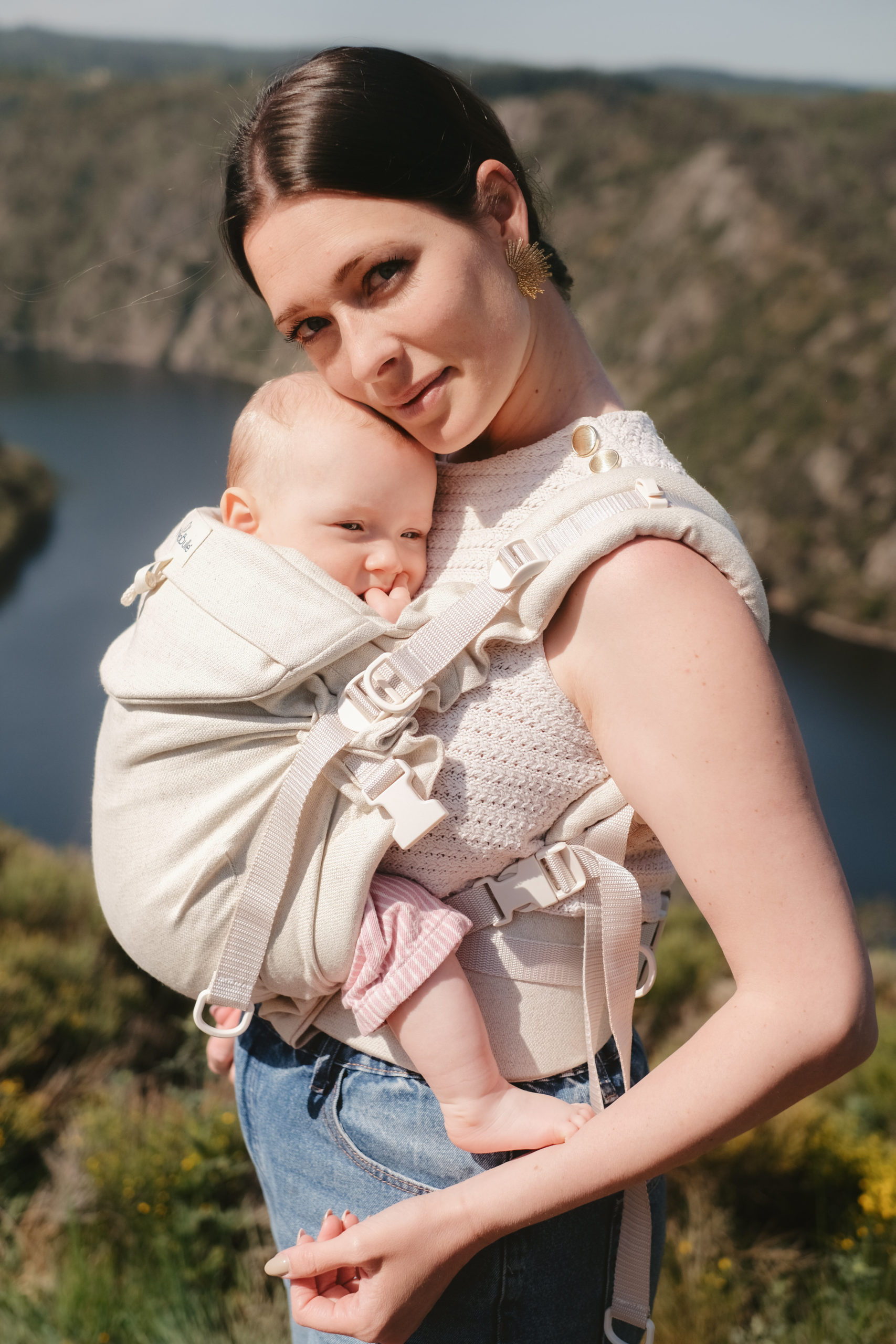Porte-bébé Néo Plus lin naturel Neobulle physiologique évolutif 3 mois-3 ans - Etoiles en portage