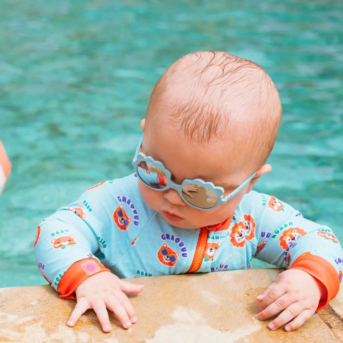 Lunettes soleil KI et LA Lion Storm, protection anti-UV pour bébé et enfant, verres catégorie 3 - Etoiles en portage