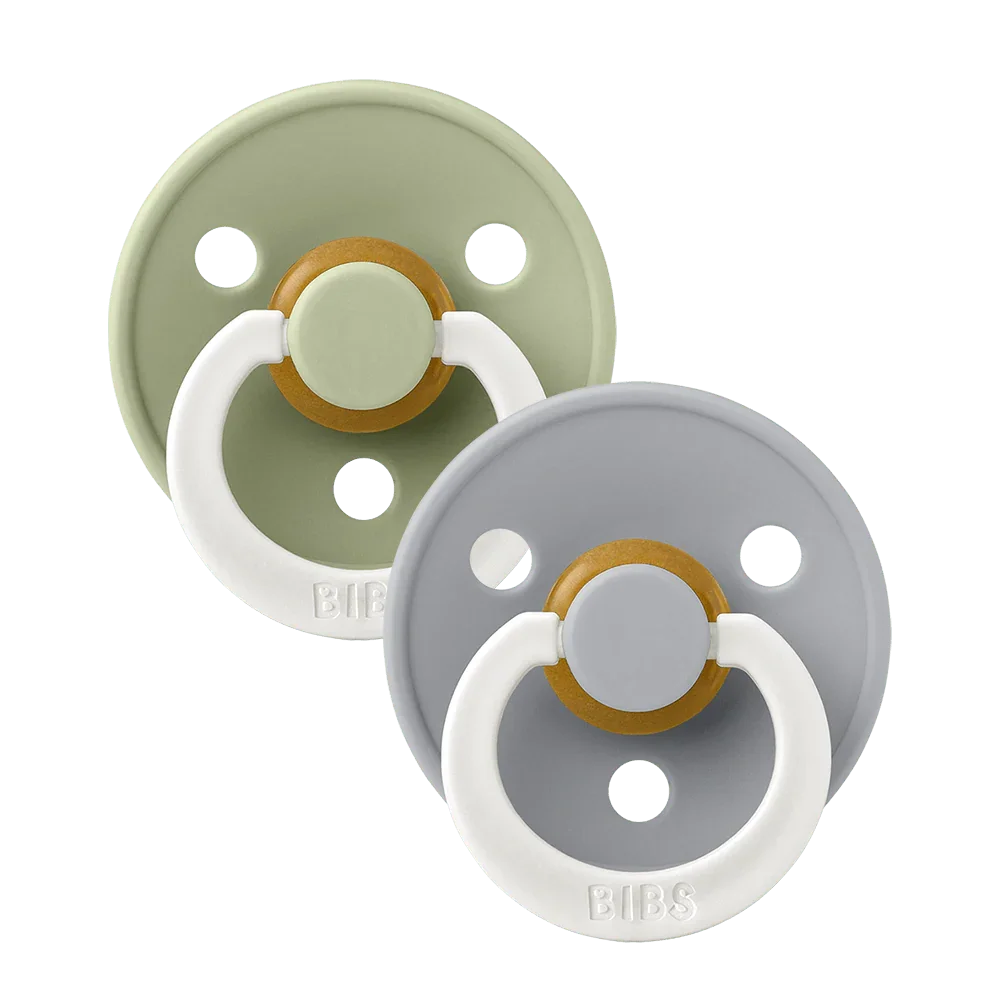 Lolette BIBS Glow tétine symétrique latex Sage/Cloud, des sucettes confortables et faciles à retrouver pendant la nuit. Taille 1 et 2 - Etoiles en portage