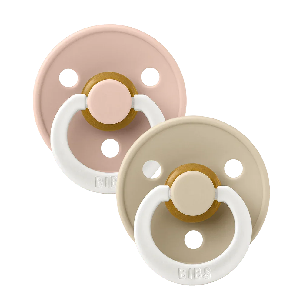 Lolette BIBS Glow tétine symétrique latex Blush/Vanilla. Caoutchouc naturel phosphorescent. Se remet seule, quel que soit le sens. Tailles 1 et 2 - Etoiles en portage