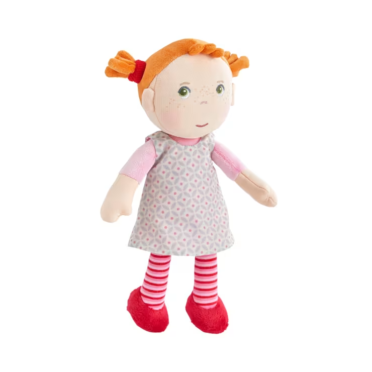 Poupée câline en tissu HABA Roya 25 cm corps souple et moelleux accompagne bébé dans les câlins et les premiers jeux d’imitation. Dès 18 mois - Etoiles en portage